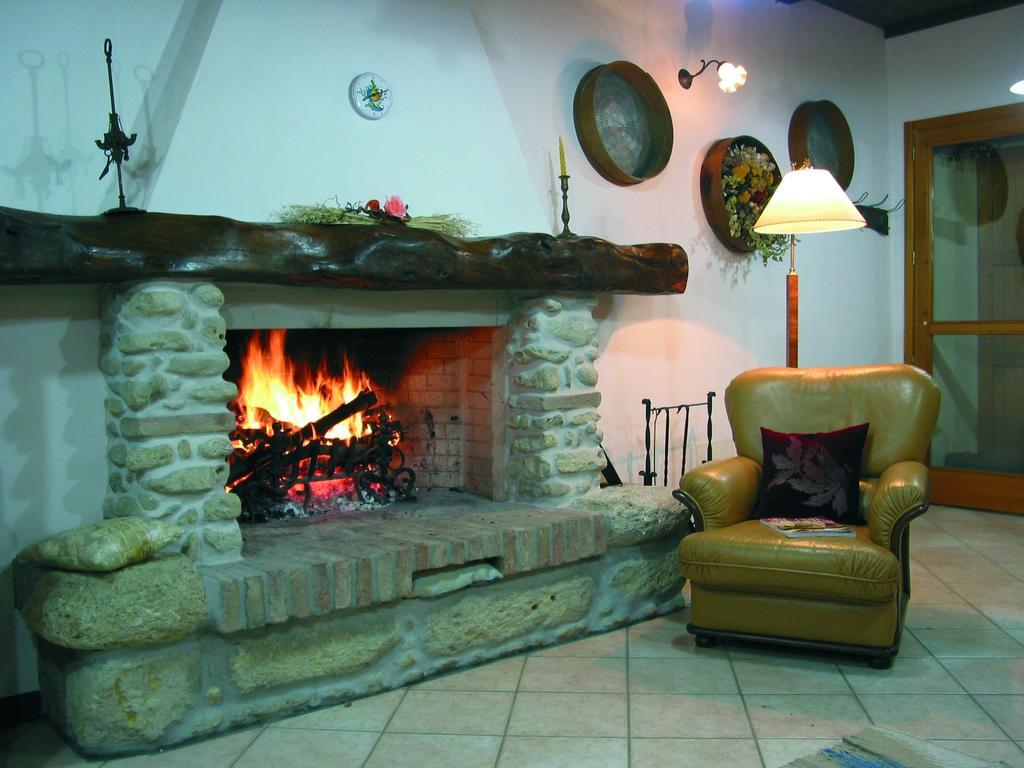 Agriturismo Ca'De'Gatti Faenza Εξωτερικό φωτογραφία